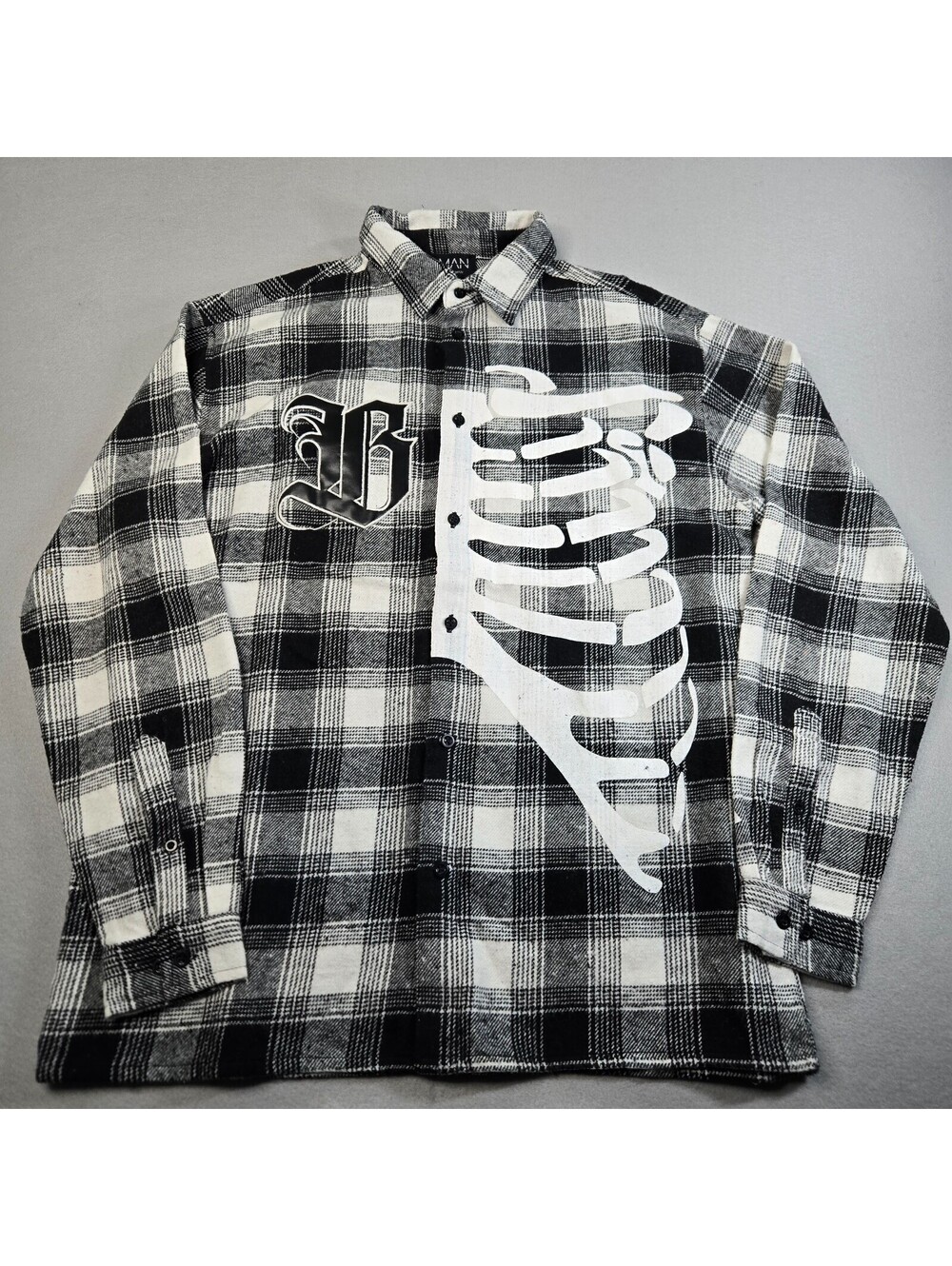 boohooMAN Skeleton Plaid Flannel Shirt Mens Small Black White Yin Yang Worldwide